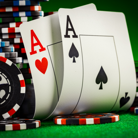 誰がカジノ ポーカー発明し、いつ登場したのか？